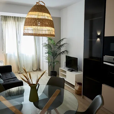 Arts 8 Apartment